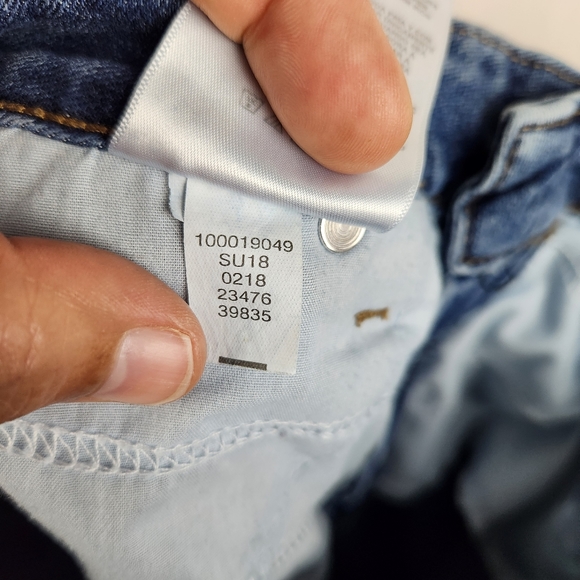 Style & Co. Women's Size 10 Curvy Fit Ankle Embroidered Retro Raw Hem Jeans - Picture 11 of 11